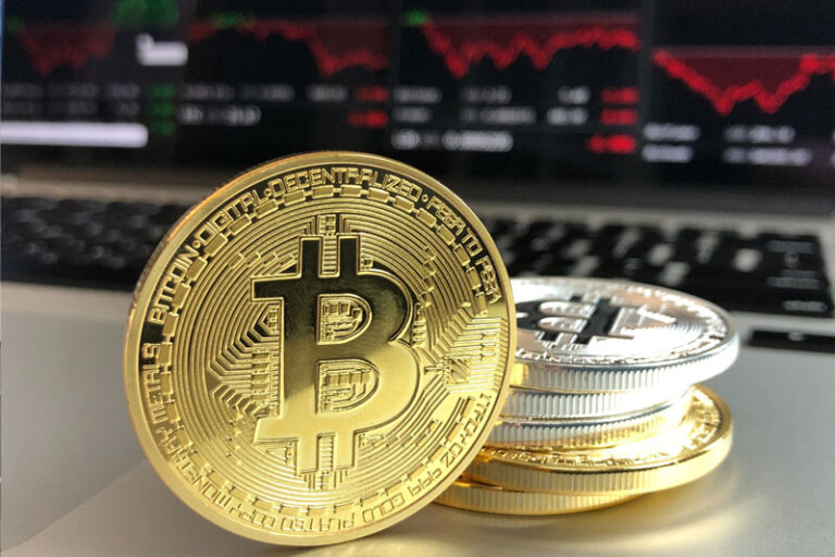 Bitcoin’s strong Q4 performance suggests possible December gains, as it continues to surge.