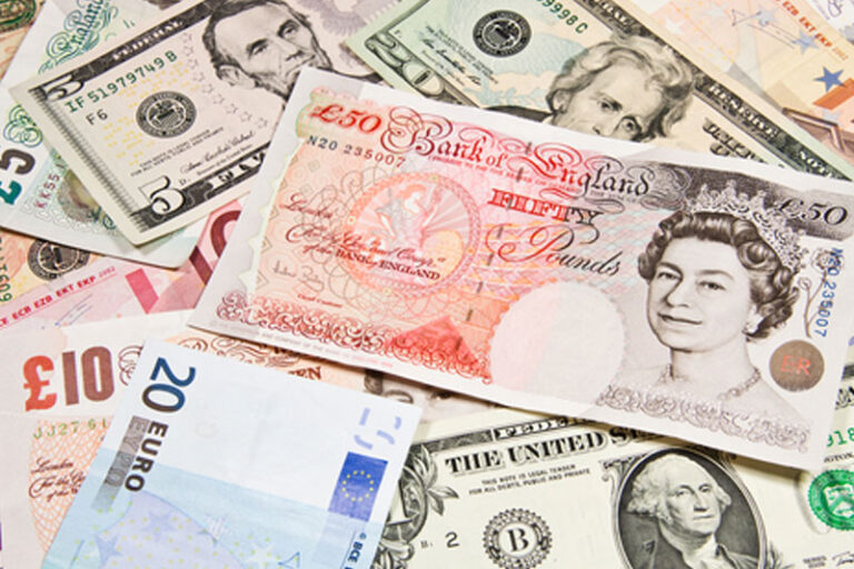GBP/EUR and GBP/USD remain stable as investors anticipate Bank of England’s interest rate resolution.