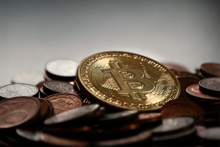 MicroStrategy acquiring debt to purchase Bitcoin heightens risk in cryptocurrency market rally. MicroStrategy acquiring debt to purchase Bitcoin heightens risk in cryptocurrency market rally.