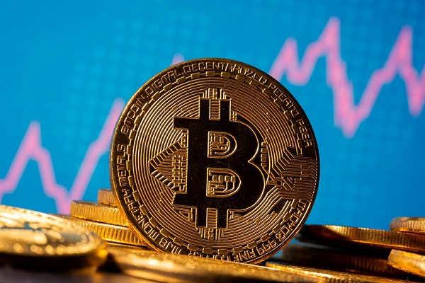 Bitcoin mining stocks’ poor performance presents a great chance to buy, according to experts.