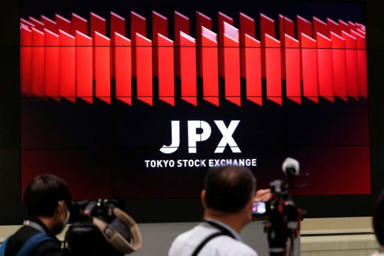 Japan’s stock index surpasses 40,000 points backed by technology sector strength and upbeat economic indicators.