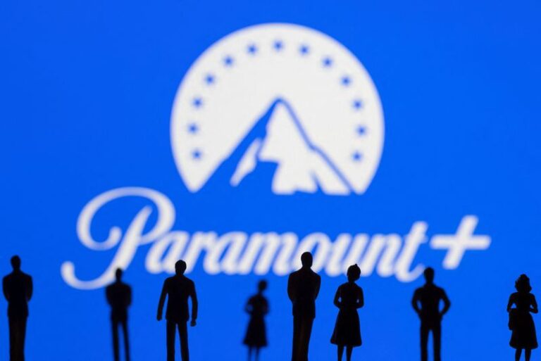 Paramount to reduce board size to 7 directors during Skydance negotiations.