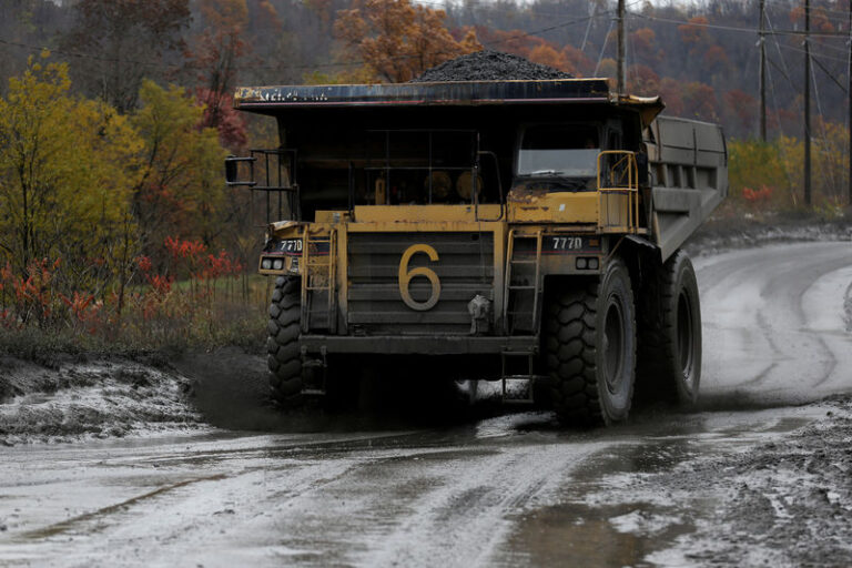 US focus on solar manufacturing and coal in climate change discussions.