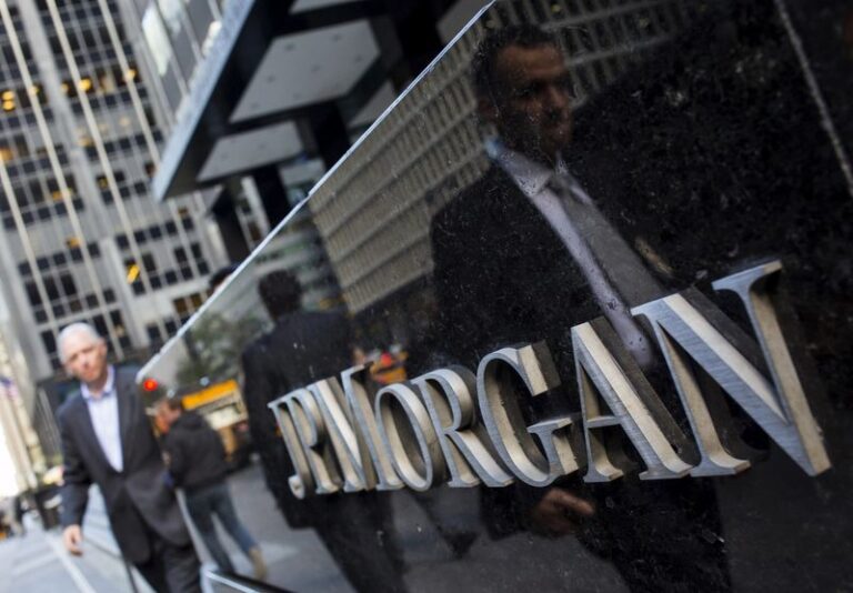 JPMorgan reports that 75% of global carry trades have been reversed.
